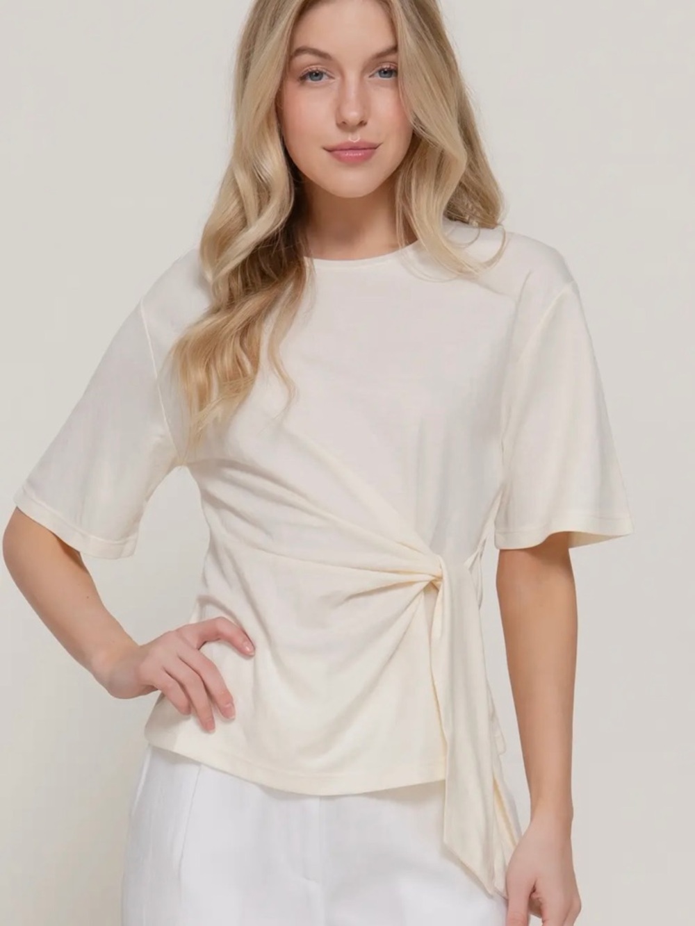 Women’s Cream Short Sleeve Side-Tie Tee